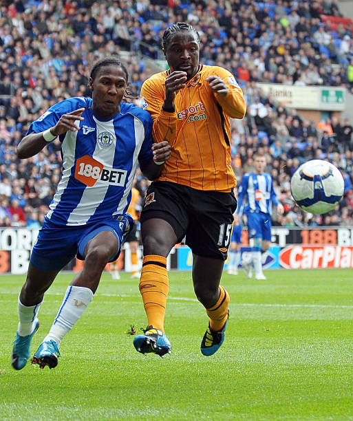 转会市场中 转会市场中