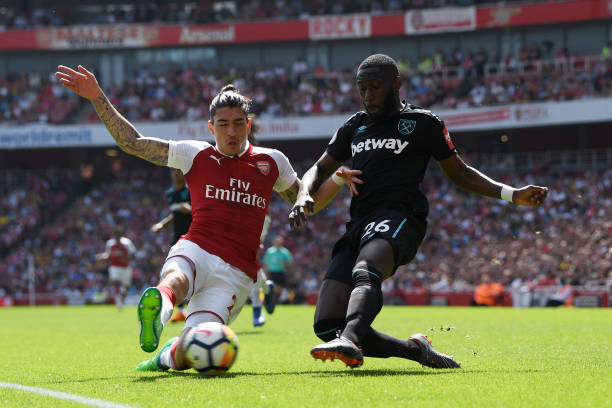 表现出的被 表现出的被