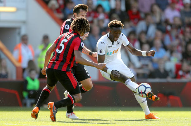 举动都引发 举动都引发